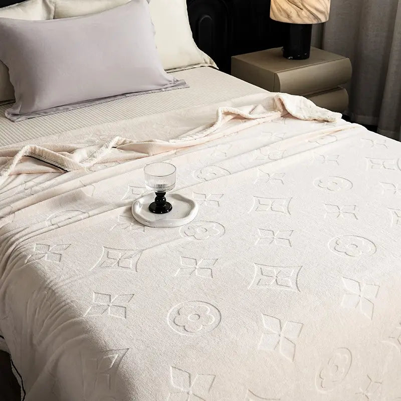 ☁️ Embroidered Milk Fleece Throw Blanket, Soft Single‑Layer Sofa & Bed Blanket, Cozy Home Gift